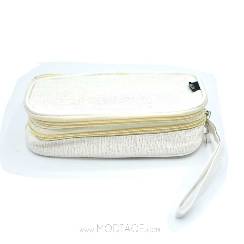 کیف آرایشی سفید مدیاژ