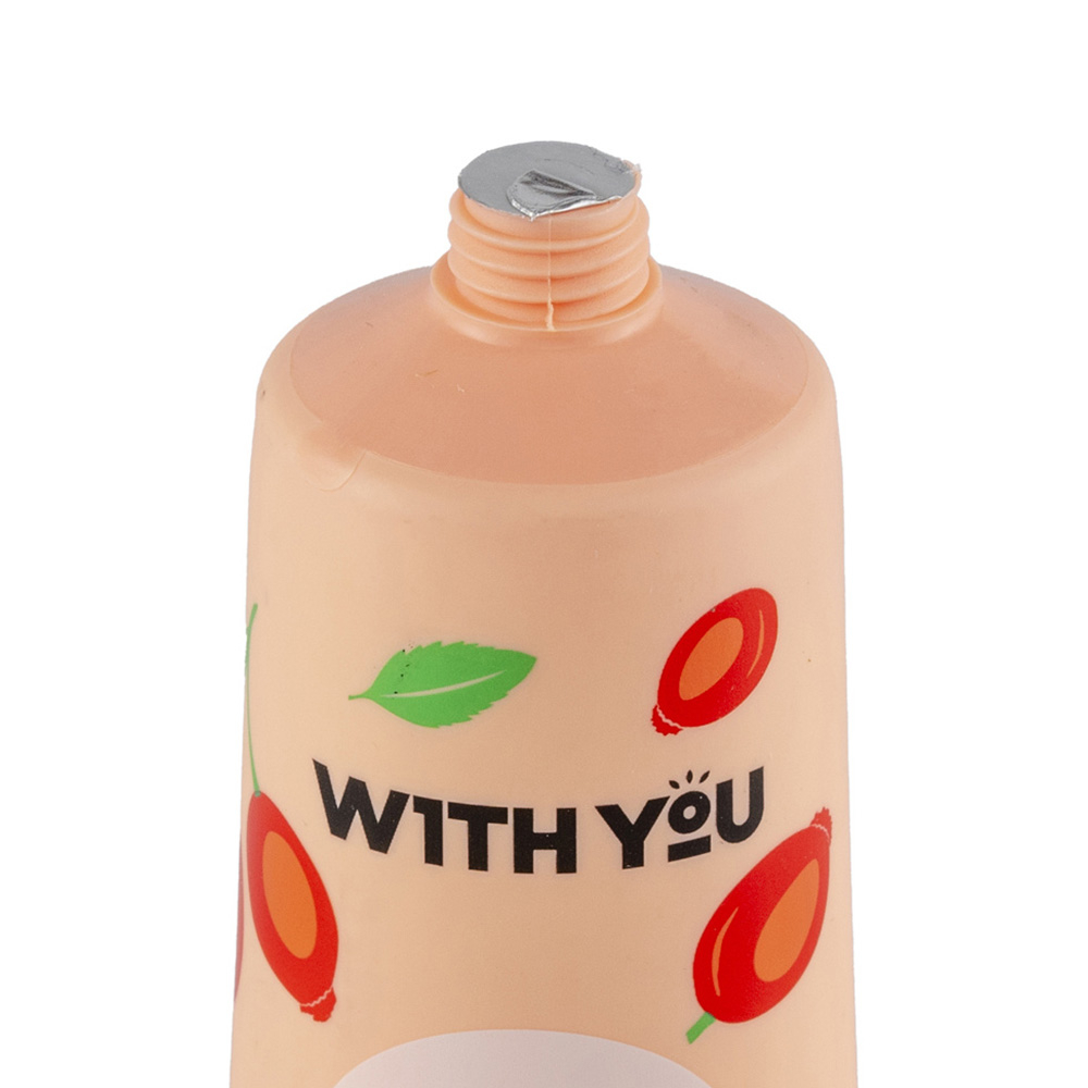 تصویر کرم مرطوب کننده دست گل رز و ویتامین سی ویت یو