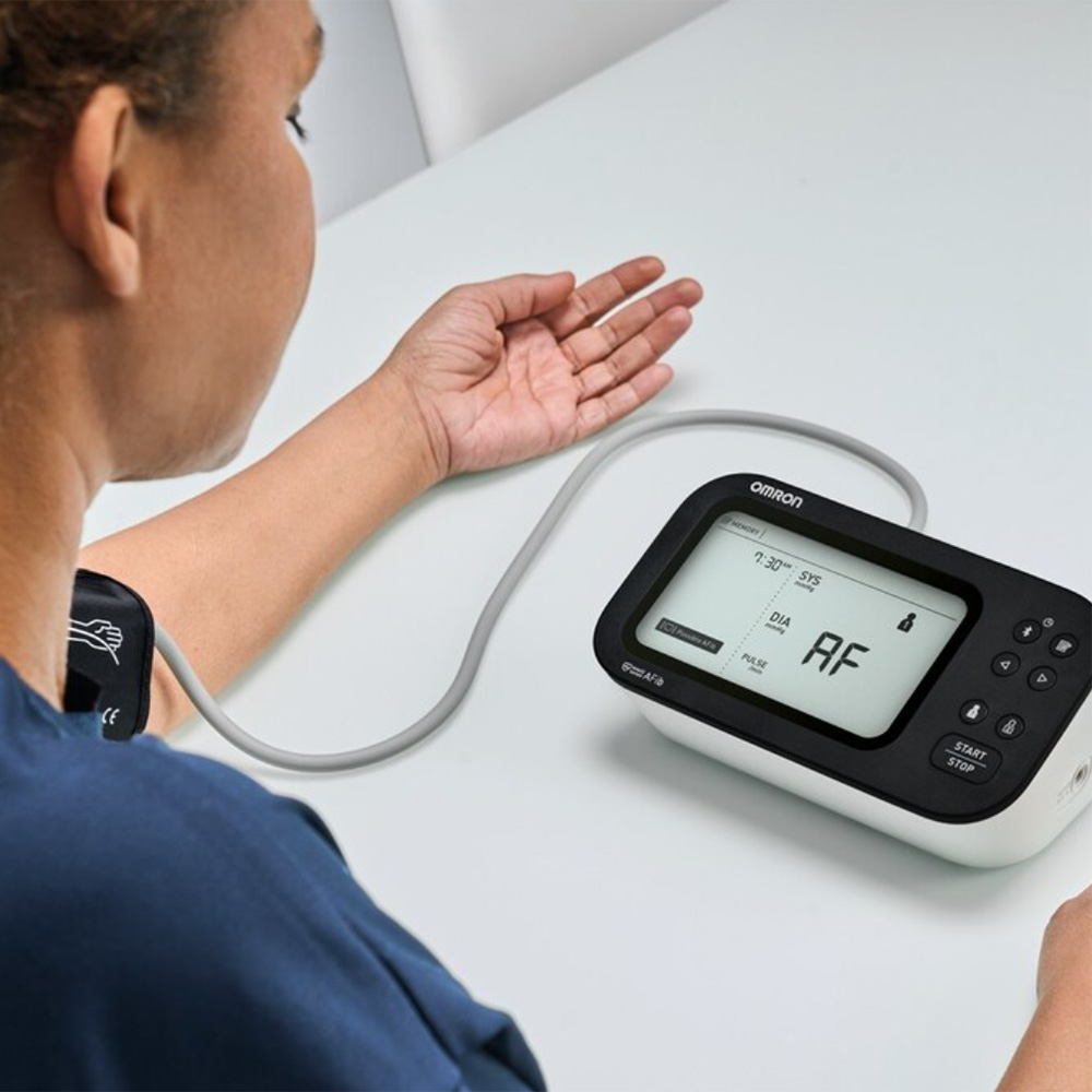 فشار سنج بازویی امرون مدل M7 Intelli IT