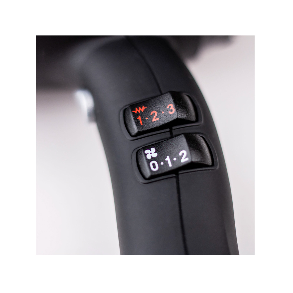 سشوار والرا مدل Dynamic Pro 4100