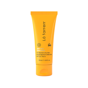 کرم ضد آفتاب و ضد لک بی رنگ SPF30 لافارر مناسب پوست خشک و معمولی 40 میل