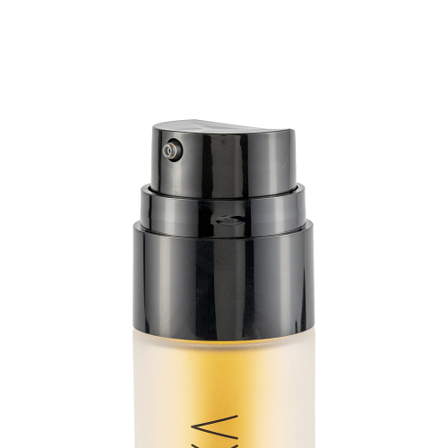 سرم صورت ویتامین سی 20درصد اوکا