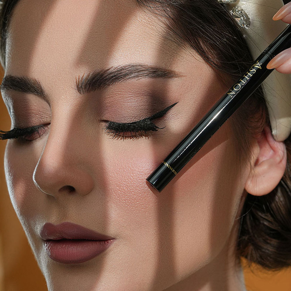 خط چشم ماژیکی اشتون