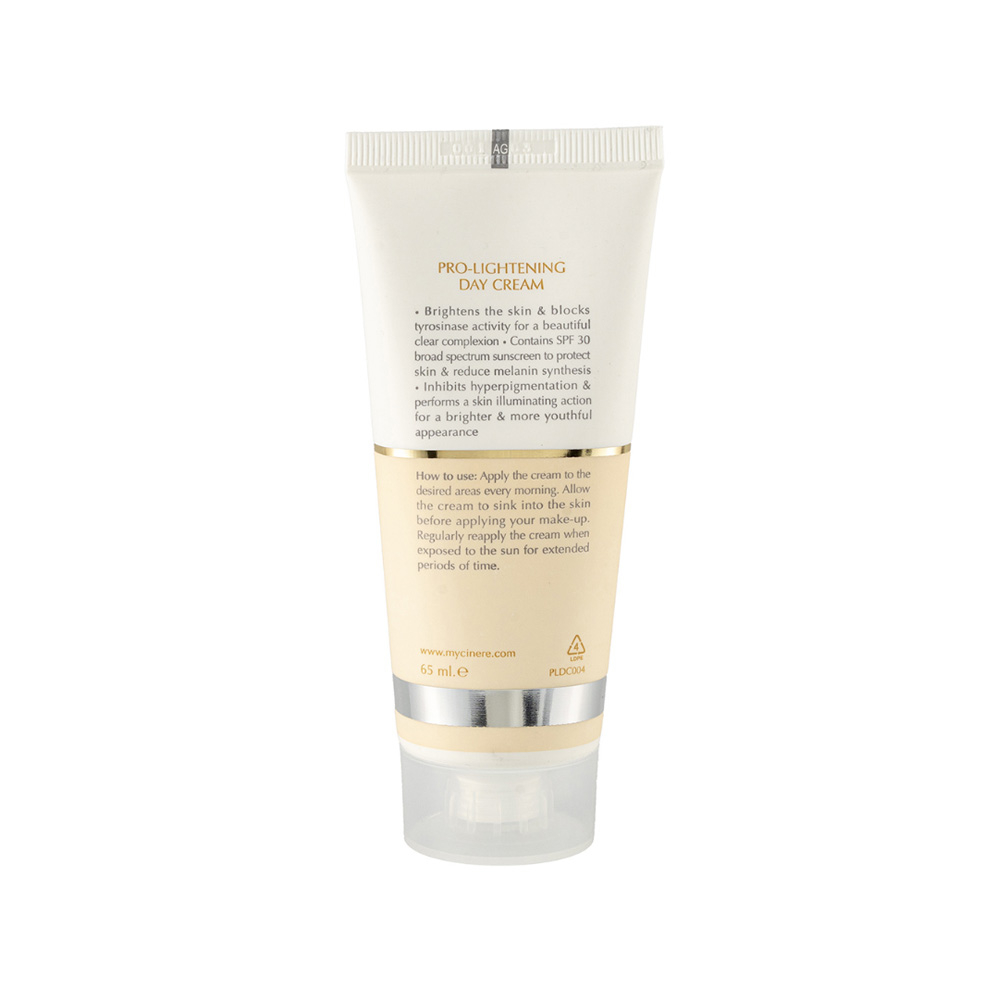 کرم روز روشن کننده SPF30 سینره مناسب انواع پوست