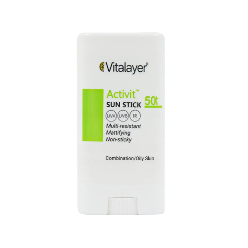 ضد آفتاب استیکی SPF50 ویتالیر مدل Activit مناسب پوست چرب و مختلط