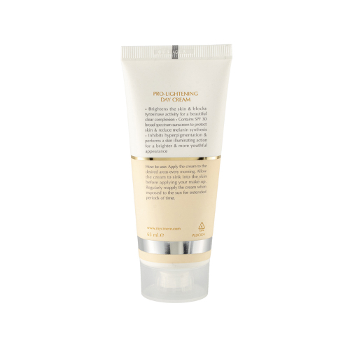 کرم روز روشن کننده SPF30 سینره مناسب انواع پوست